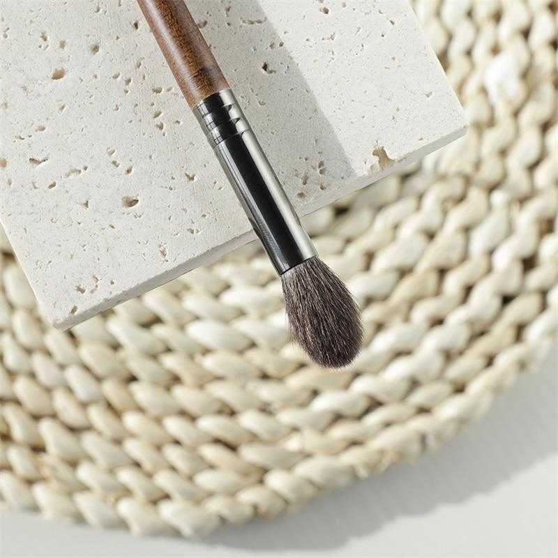 1PC Large Blending Brush Goat Hair Dome Shape Makeup Brushes Multi function Professional Cosmetic Makeup Tool for Eye Shadow